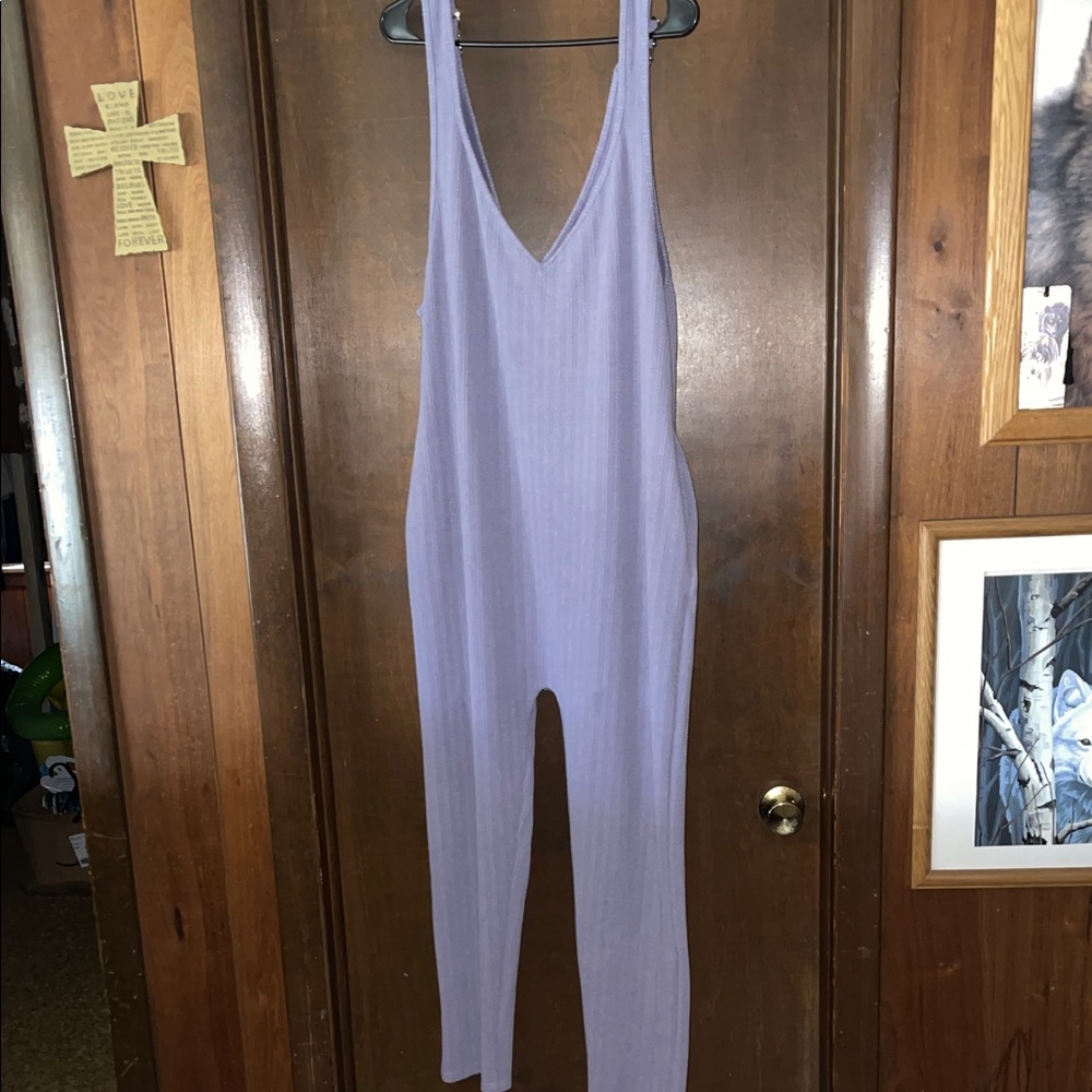 Elegant Lavender Sleeveless Jumpsuit